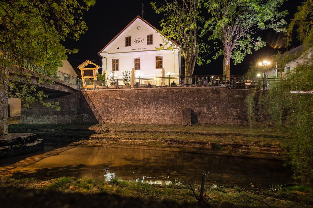 Hotel Pri Mostu Dolenjske Toplice Exterior photo