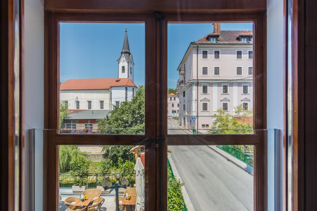 Hotel Pri Mostu Dolenjske Toplice Room photo