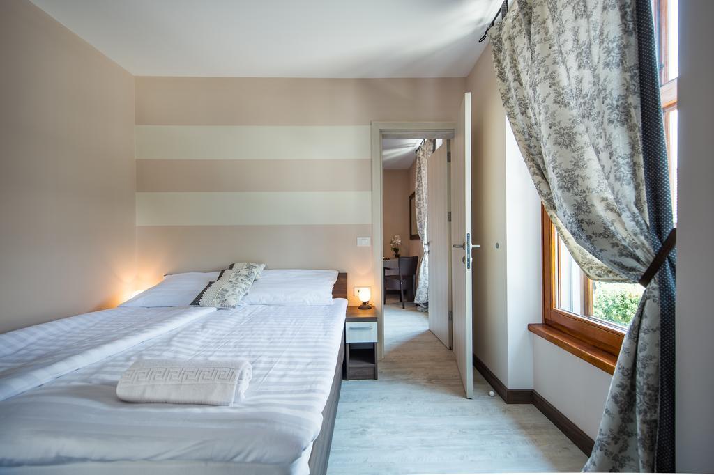 Hotel Pri Mostu Dolenjske Toplice Room photo
